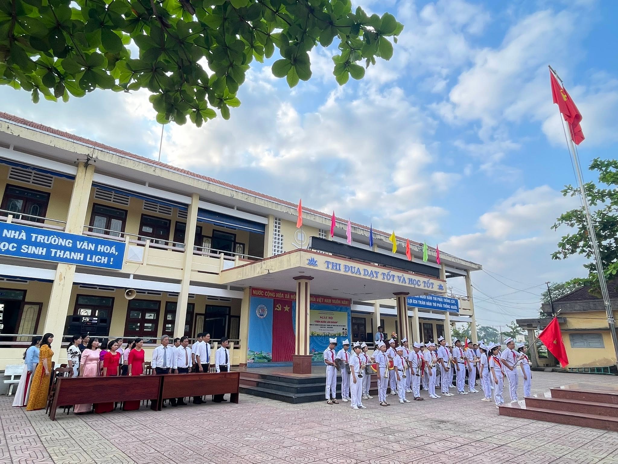 Hình ảnh