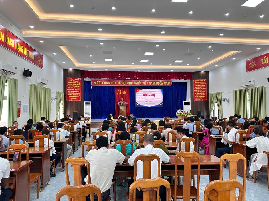 TRƯỜNG THPT TRẦN QUỐC TUẤN  TỔ CHỨC HỘI NGHỊ NHÀ GIÁO, CÁN BỘ QUẢN LÝ VÀ NGƯỜI LAO ĐỘNG NĂM HỌC 2026 – 2027