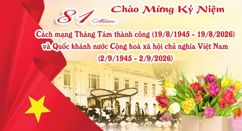 tháng 8