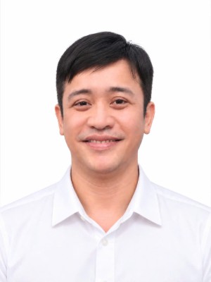 Thầy giáo Lê Kim Khánh